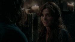 extant_GameOfThrones_1x01-WinterIsComing_4575