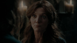 extant_GameOfThrones_1x01-WinterIsComing_4589