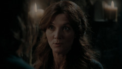 extant_GameOfThrones_1x01-WinterIsComing_4590