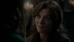 extant_GameOfThrones_1x01-WinterIsComing_4598