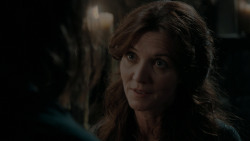 extant_GameOfThrones_1x01-WinterIsComing_4599