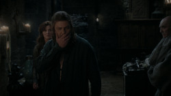 extant_GameOfThrones_1x01-WinterIsComing_4615