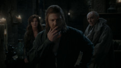 extant_GameOfThrones_1x01-WinterIsComing_4619