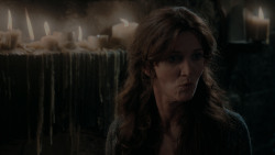 extant_GameOfThrones_1x01-WinterIsComing_4671