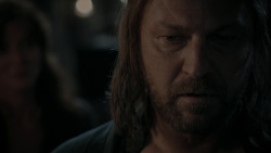 extant_GameOfThrones_1x01-WinterIsComing_4685