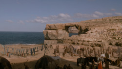 extant_GameOfThrones_1x01-WinterIsComing_4713