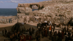 extant_GameOfThrones_1x01-WinterIsComing_4717