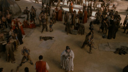 extant_GameOfThrones_1x01-WinterIsComing_4724