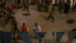 extant_GameOfThrones_1x01-WinterIsComing_4726