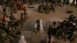 extant_GameOfThrones_1x01-WinterIsComing_4738
