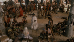 extant_GameOfThrones_1x01-WinterIsComing_4744