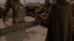 extant_GameOfThrones_1x01-WinterIsComing_4760