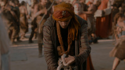 extant_GameOfThrones_1x01-WinterIsComing_4777