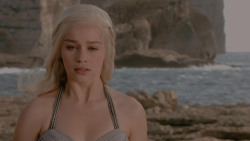 extant_GameOfThrones_1x01-WinterIsComing_4785