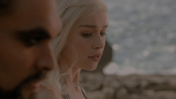 extant_GameOfThrones_1x01-WinterIsComing_4795