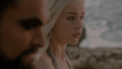 extant_GameOfThrones_1x01-WinterIsComing_4798