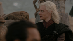 extant_GameOfThrones_1x01-WinterIsComing_4800