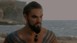 extant_GameOfThrones_1x01-WinterIsComing_4812