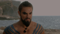 extant_GameOfThrones_1x01-WinterIsComing_4814