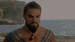extant_GameOfThrones_1x01-WinterIsComing_4815