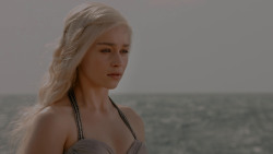 extant_GameOfThrones_1x01-WinterIsComing_4854