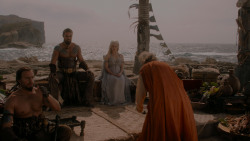 extant_GameOfThrones_1x01-WinterIsComing_4863