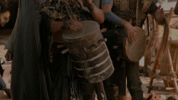 extant_GameOfThrones_1x01-WinterIsComing_4868