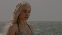 extant_GameOfThrones_1x01-WinterIsComing_4885