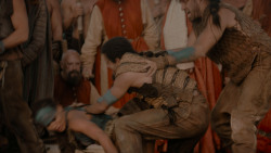 extant_GameOfThrones_1x01-WinterIsComing_4887