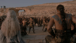 extant_GameOfThrones_1x01-WinterIsComing_4895