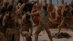 extant_GameOfThrones_1x01-WinterIsComing_4896