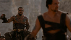 extant_GameOfThrones_1x01-WinterIsComing_4904