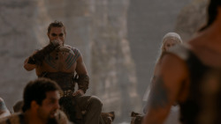 extant_GameOfThrones_1x01-WinterIsComing_4906
