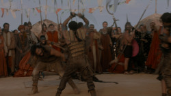 extant_GameOfThrones_1x01-WinterIsComing_4907