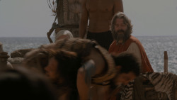 extant_GameOfThrones_1x01-WinterIsComing_4911