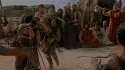 extant_GameOfThrones_1x01-WinterIsComing_4912