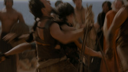 extant_GameOfThrones_1x01-WinterIsComing_4914