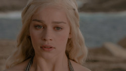 extant_GameOfThrones_1x01-WinterIsComing_4921