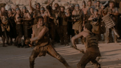 extant_GameOfThrones_1x01-WinterIsComing_4923