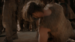 extant_GameOfThrones_1x01-WinterIsComing_4945
