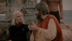 extant_GameOfThrones_1x01-WinterIsComing_4957