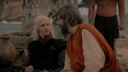 extant_GameOfThrones_1x01-WinterIsComing_4965