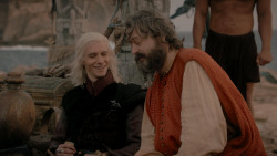 extant_GameOfThrones_1x01-WinterIsComing_4967