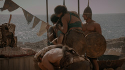 extant_GameOfThrones_1x01-WinterIsComing_4971