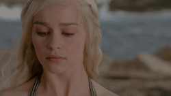 extant_GameOfThrones_1x01-WinterIsComing_4977