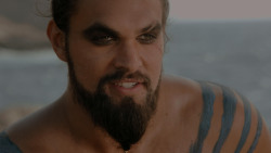 extant_GameOfThrones_1x01-WinterIsComing_4980