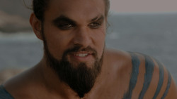 extant_GameOfThrones_1x01-WinterIsComing_4981