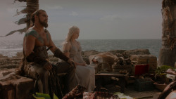 extant_GameOfThrones_1x01-WinterIsComing_4990