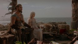 extant_GameOfThrones_1x01-WinterIsComing_4993