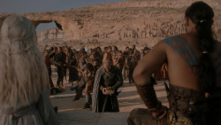 extant_GameOfThrones_1x01-WinterIsComing_4995